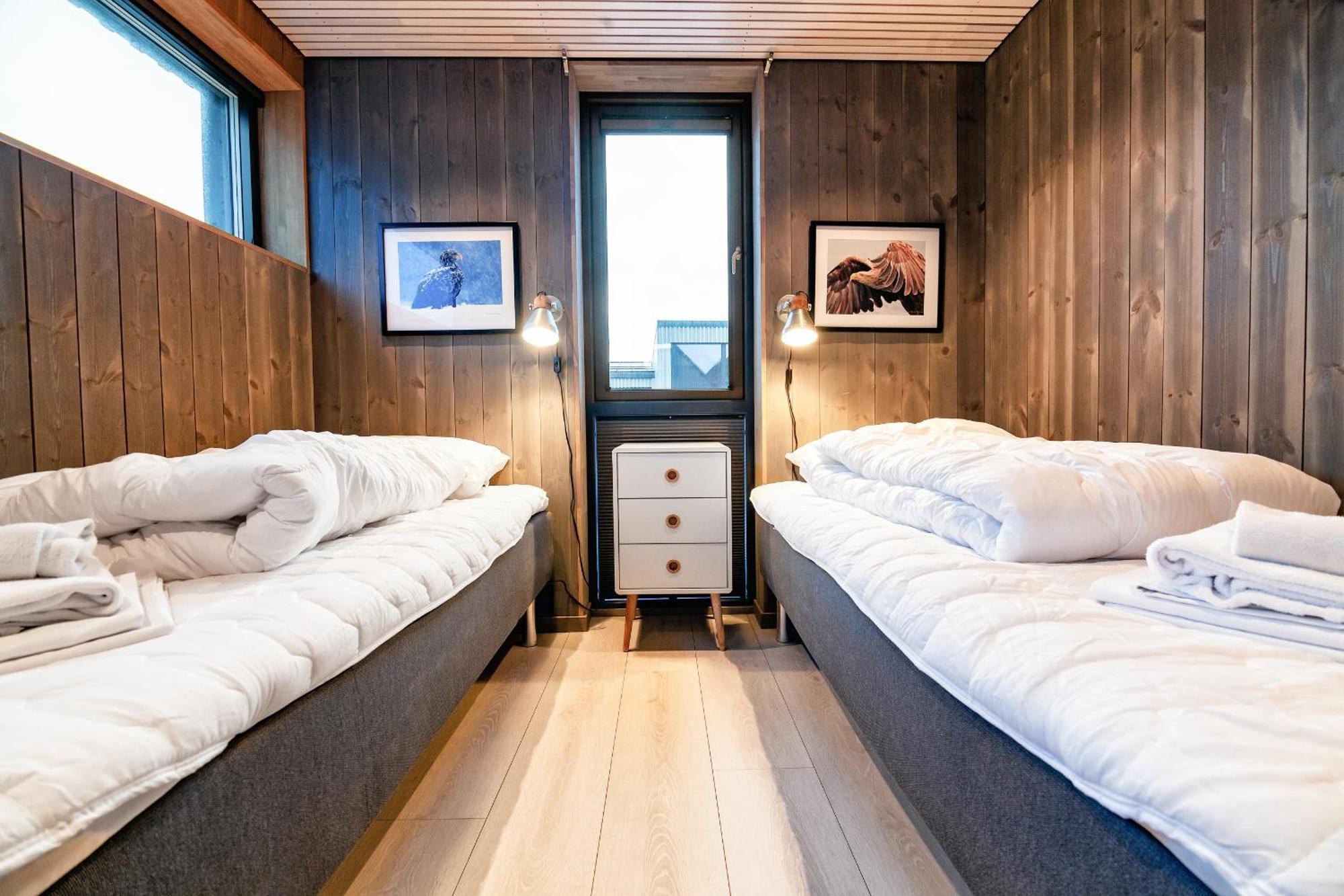Rorbuleilighet Lysoysundet 1G Henningsvær Esterno foto